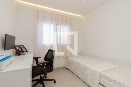 Apartamento à venda com 130m², 3 quartos e 2 vagasQuarto 2
