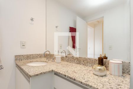 Apartamento à venda com 130m², 3 quartos e 2 vagasBanheiro da Suíte