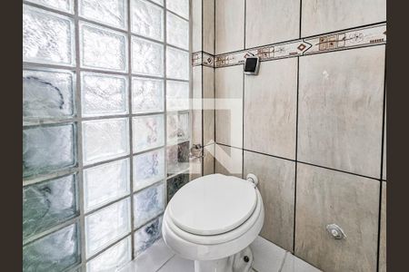 Apartamento para alugar com 80m², 1 quarto e sem vaga Apartamento para alugar com 80m², 1 quarto e sem vagaBanheiro da suíte