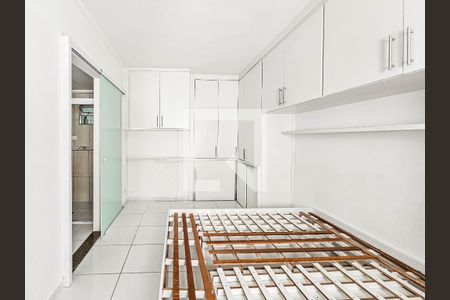Suíte  de apartamento para alugar com 1 quarto, 80m² em Pitangueiras, Guarujá