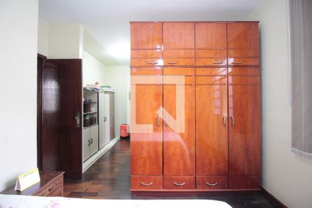 Suite de casa à venda com 4 quartos, 360m² em Itapoã, Belo Horizonte