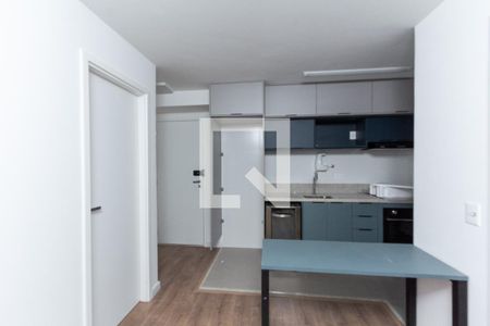 Sala/Cozinha de apartamento para alugar com 2 quartos, 39m² em Moema, São Paulo