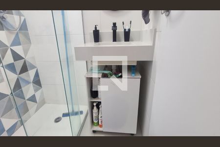 Casa à venda com 83m², 2 quartos e 2 vagasBanheiro da Suíte 1