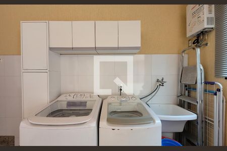Apartamento à venda com 110m², 2 quartos e 2 vagasLavanderia