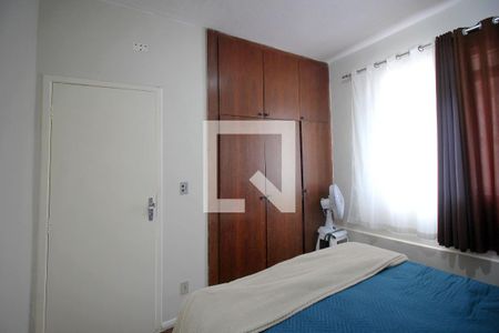 Quarto 1 de apartamento à venda com 2 quartos, 70m² em Santo Antônio, Belo Horizonte