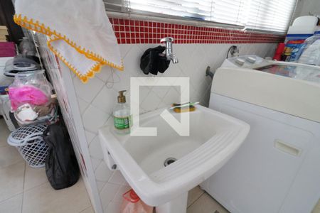 Apartamento à venda com 234m², 4 quartos e 1 vagaÁrea de Serviço