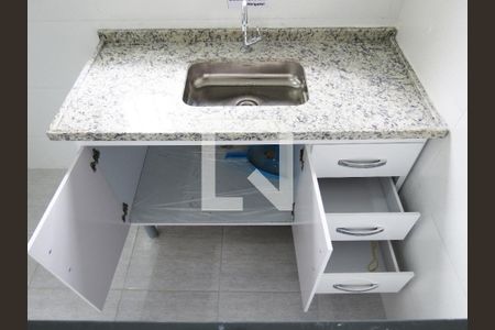 Sala e Cozinha - Gabinete Aberto de casa de condomínio para alugar com 1 quarto, 30m² em Chácara Inglesa, São Paulo