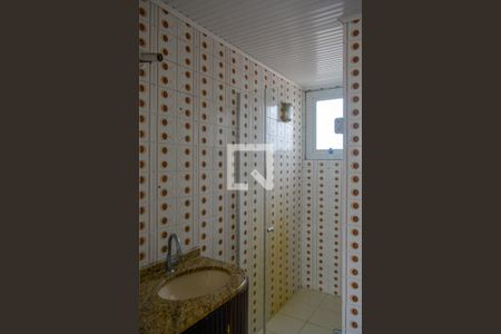 Banheiro suite 1 de apartamento à venda com 4 quartos, 128m² em Centro Histórico, Porto Alegre