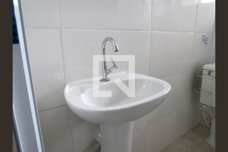 Banheiro - Pia de casa de condomínio para alugar com 1 quarto, 30m² em Chácara Inglesa, São Paulo