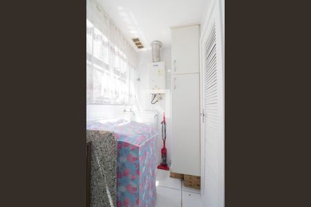 Apartamento à venda com 115m², 3 quartos e 2 vagas Apartamento à venda com 115m², 3 quartos e 2 vagasÁrea de Serviço