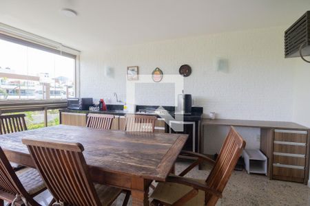 Apartamento à venda com 115m², 3 quartos e 2 vagas Apartamento à venda com 115m², 3 quartos e 2 vagasVaranda