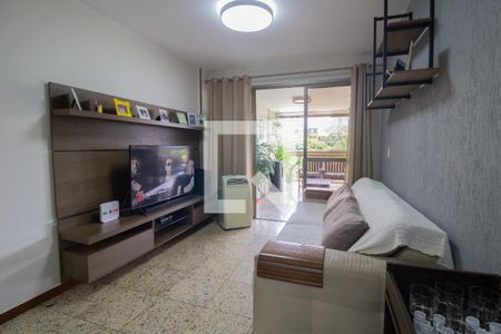 Apartamento à venda com 115m², 3 quartos e 2 vagas Apartamento à venda com 115m², 3 quartos e 2 vagasSala