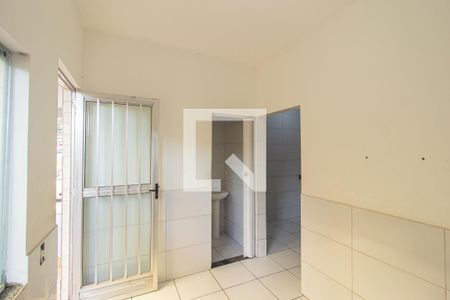 Sala de casa para alugar com 1 quarto, 30m² em Guaratiba, Rio de Janeiro
