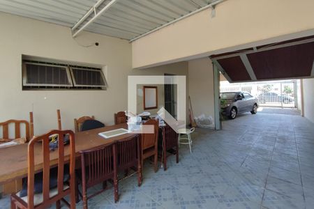 Casa à venda com 360m², 4 quartos e 6 vagasQuintal