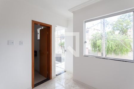 Suíte de casa à venda com 3 quartos, 150m² em Copacabana, Belo Horizonte