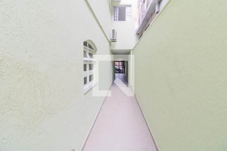 Casa para alugar com 250m², 4 quartos e 2 vagasCorredor