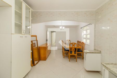 Casa para alugar com 250m², 4 quartos e 2 vagasCozinha