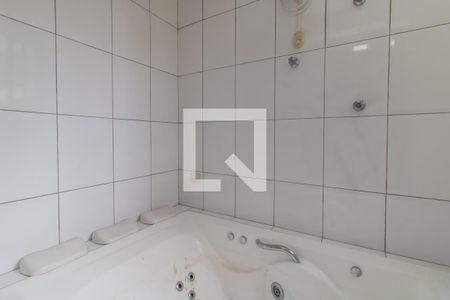 Casa para alugar com 250m², 4 quartos e 2 vagasBanheiro do quarto 1