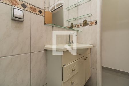 Casa para alugar com 250m², 4 quartos e 2 vagasBanheiro Social