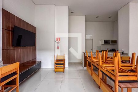 Apartamento à venda com 127m², 3 quartos e 3 vagas Apartamento à venda com 127m², 3 quartos e 3 vagasÁrea comum - Salão de festas