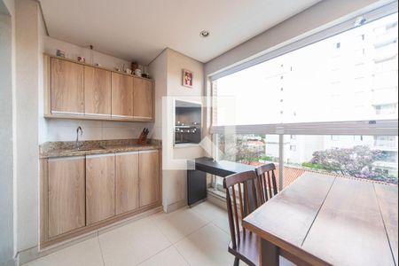 Apartamento à venda com 127m², 3 quartos e 3 vagas Apartamento à venda com 127m², 3 quartos e 3 vagasVaranda Gourmet