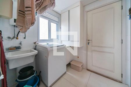 Apartamento à venda com 127m², 3 quartos e 3 vagas Apartamento à venda com 127m², 3 quartos e 3 vagasÁrea de Serviço