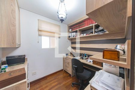 Apartamento à venda com 127m², 3 quartos e 3 vagas Apartamento à venda com 127m², 3 quartos e 3 vagasEscritório