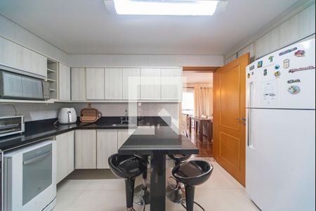 Apartamento à venda com 127m², 3 quartos e 3 vagas Apartamento à venda com 127m², 3 quartos e 3 vagasCozinha