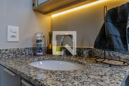 Apartamento à venda com 65m², 2 quartos e 2 vagasBanheiro