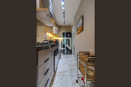 Apartamento à venda com 65m², 2 quartos e 2 vagasCozinha 