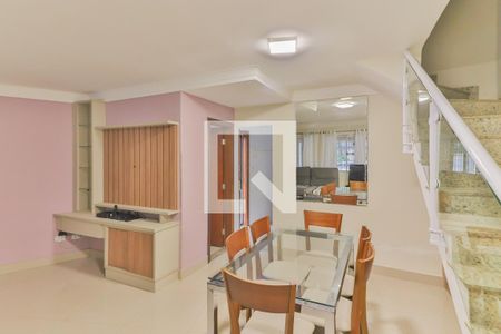 Sala de casa para alugar com 3 quartos, 130m² em Jardim Bonfiglioli, São Paulo
