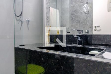 Casa de condomínio à venda com 115m², 2 quartos e 3 vagas Casa de condomínio à venda com 115m², 2 quartos e 3 vagasBanheiro da Suíte 1