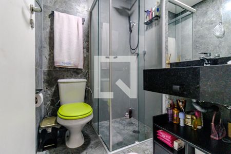 Casa de condomínio à venda com 115m², 2 quartos e 3 vagas Casa de condomínio à venda com 115m², 2 quartos e 3 vagasBanheiro da Suíte 1