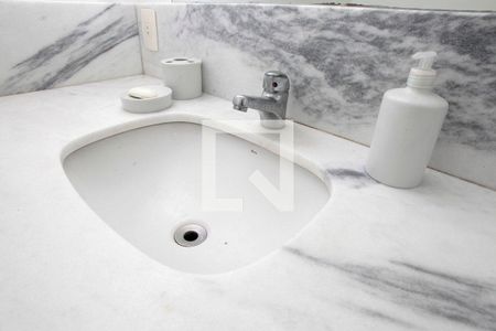 Apartamento à venda com 88m², 2 quartos e sem vagaBanheiro