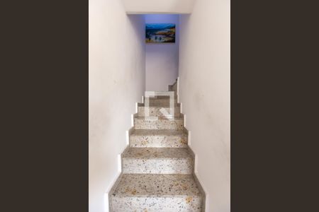 Escada - Quartos  de casa de condomínio à venda com 2 quartos, 110m² em Vila Brasil, São Paulo