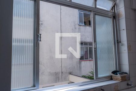 Apartamento à venda com 97m², 2 quartos e 2 vagas Apartamento à venda com 97m², 2 quartos e 2 vagasVista da Área de Serviço