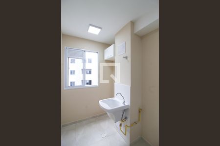 Apartamento para alugar com 34m², 2 quartos e 1 vaga Apartamento para alugar com 34m², 2 quartos e 1 vagaCozinha e Área de Serviço