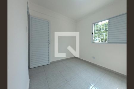 Quarto 1 de casa de condomínio para alugar com 2 quartos, 30m² em Chácara Inglesa, São Paulo