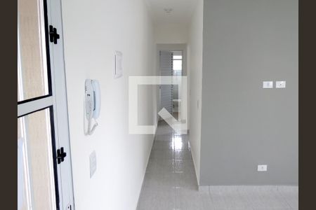 Sala - Corredor de casa de condomínio para alugar com 2 quartos, 30m² em Chácara Inglesa, São Paulo