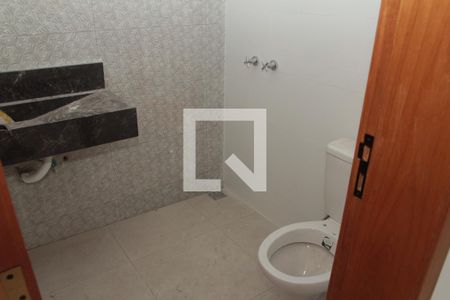 Casa à venda com 180m², 3 quartos e 2 vagasBanheiro 1 
