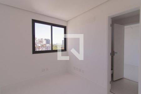 Apartamento à venda com 117m², 3 quartos e 3 vagas Apartamento à venda com 117m², 3 quartos e 3 vagasSuíte 2