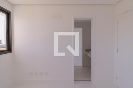 Apartamento à venda com 117m², 3 quartos e 3 vagas Apartamento à venda com 117m², 3 quartos e 3 vagasSuíte 2