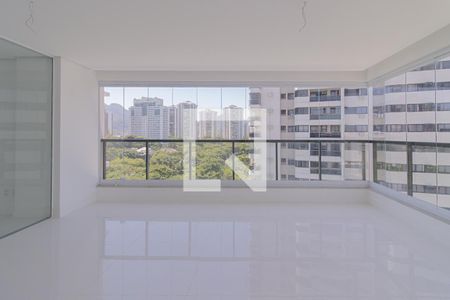 Sala de apartamento à venda com 3 quartos, 117m² em Barra da Tijuca, Rio de Janeiro