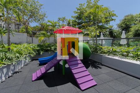 Apartamento à venda com 117m², 3 quartos e 3 vagas Apartamento à venda com 117m², 3 quartos e 3 vagasPlayground