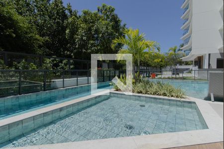 Apartamento à venda com 117m², 3 quartos e 3 vagas Apartamento à venda com 117m², 3 quartos e 3 vagasPiscina