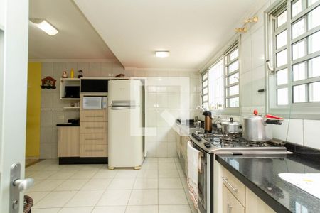 Casa à venda com 280m², 3 quartos e 3 vagasCozinha
