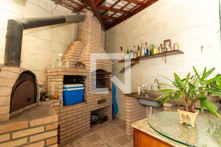 Casa à venda com 280m², 3 quartos e 3 vagasChurrasqueira