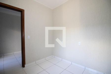 Quarto de apartamento para alugar com 1 quarto, 24m² em Conjunto 20, Brasília