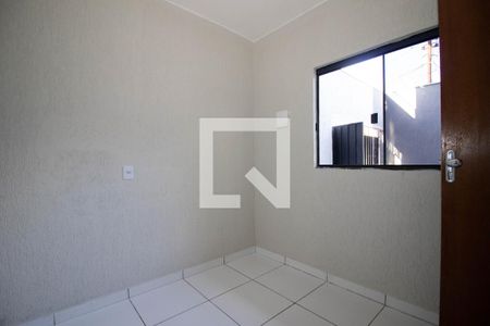 Quarto de apartamento para alugar com 1 quarto, 24m² em Conjunto 20, Brasília