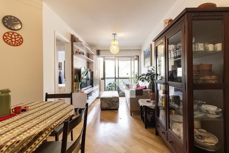 Sala de apartamento para alugar com 2 quartos, 66m² em Vila Gumercindo, São Paulo